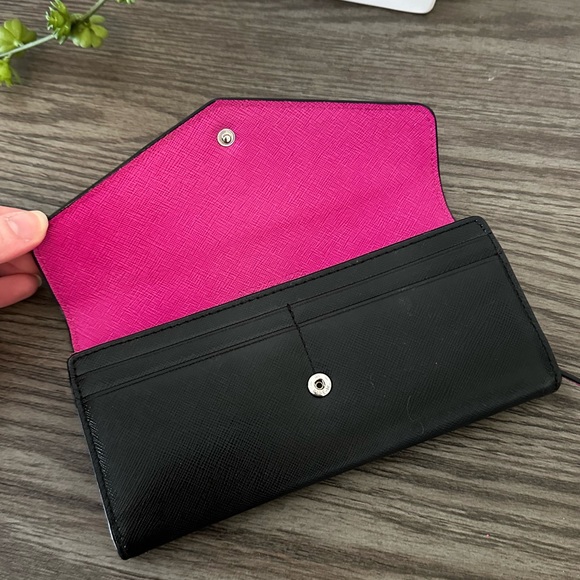 MICHAEL Michael Kors Black w/ Magenta Pink Saffiano Leather Zip Wallet - Picture 5 of 11